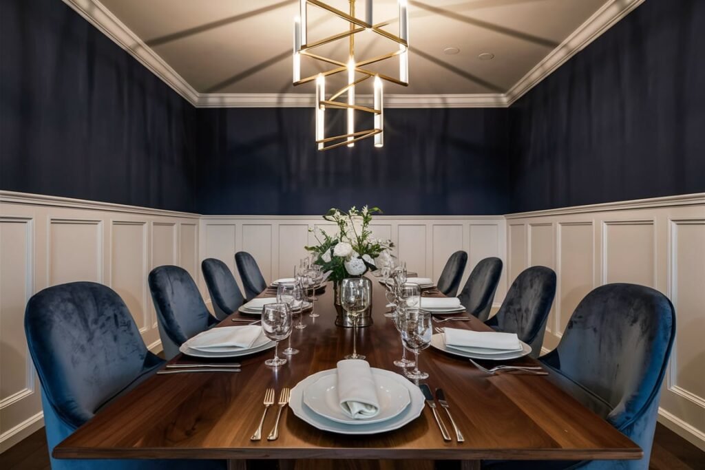 Elegant Navy Blue Dining Rooms
