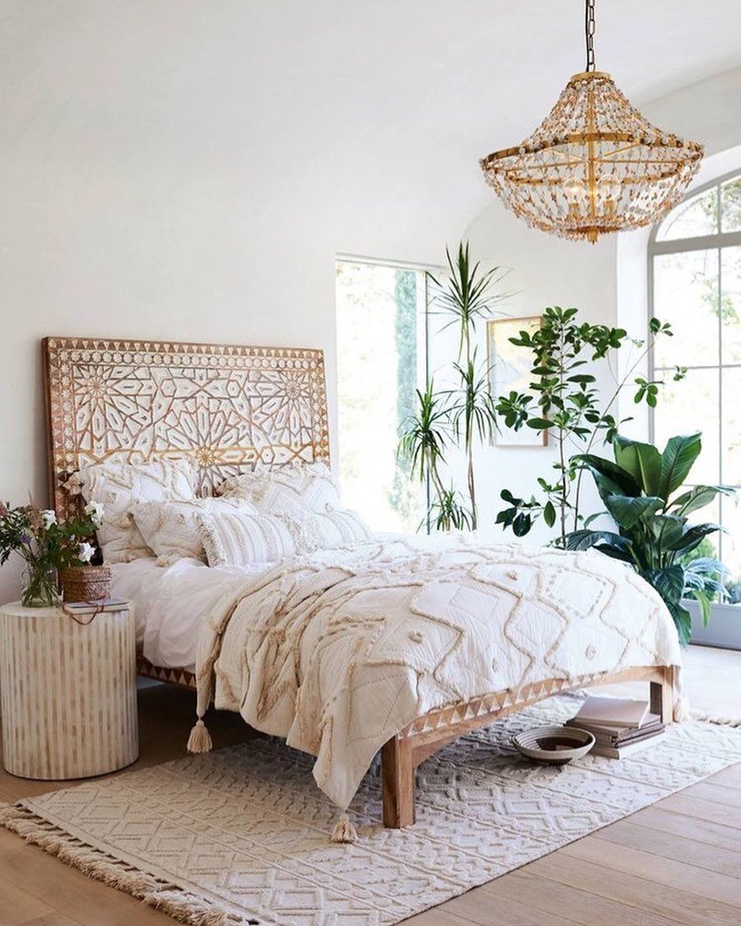 Boho Chic Bedroom A Serene & Nature-Inspired Retreat
