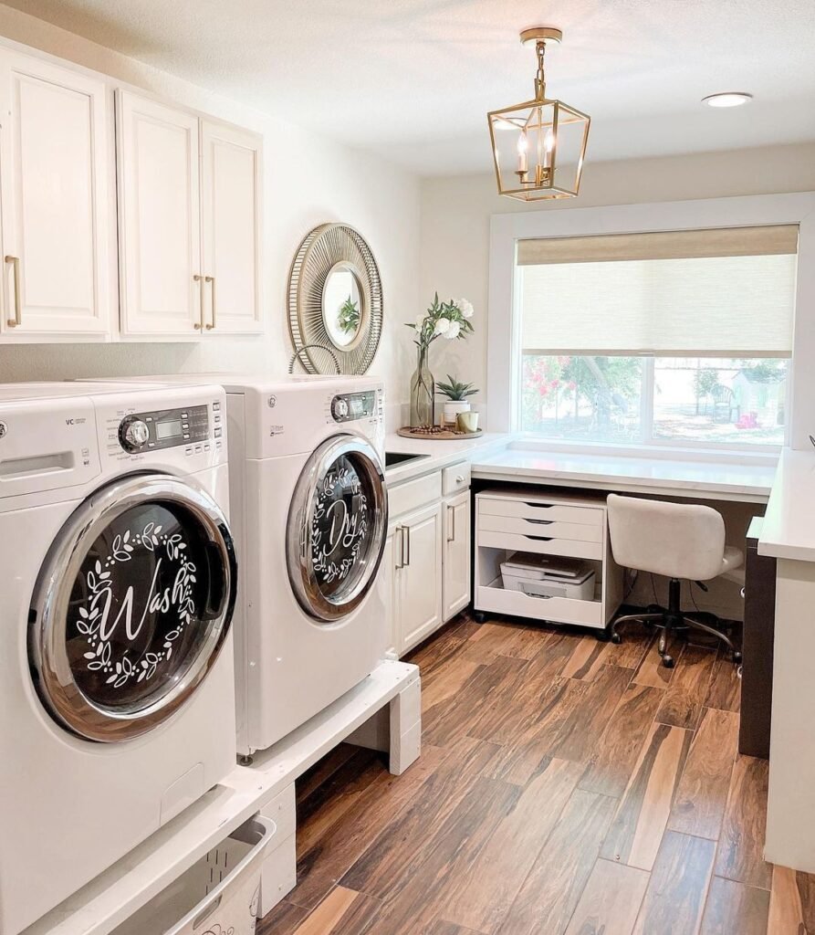 Bright and Elegant Laundry Room Design
