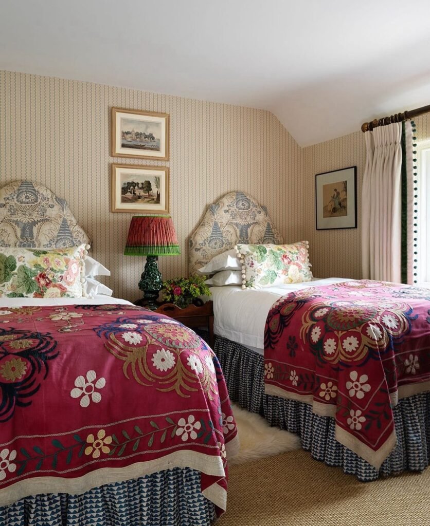 Charming Vintage Guest Bedroom with Twin Beds
