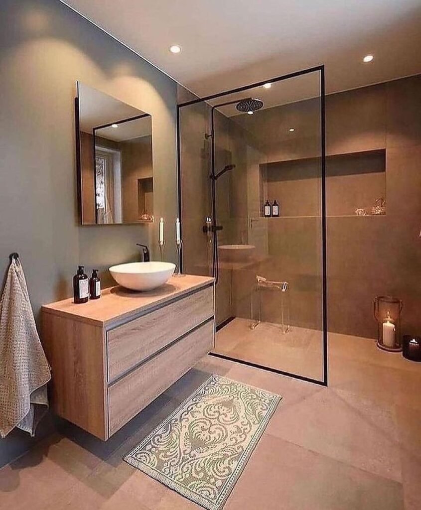 Earthy Minimalist Bathroom with Warm Tones
