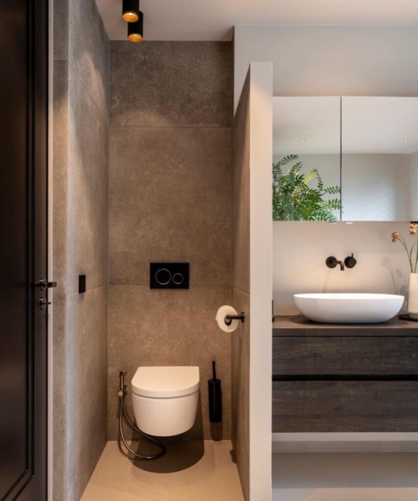 Minimalist Bathroom with a Sleek and Earthy Aesthetic
