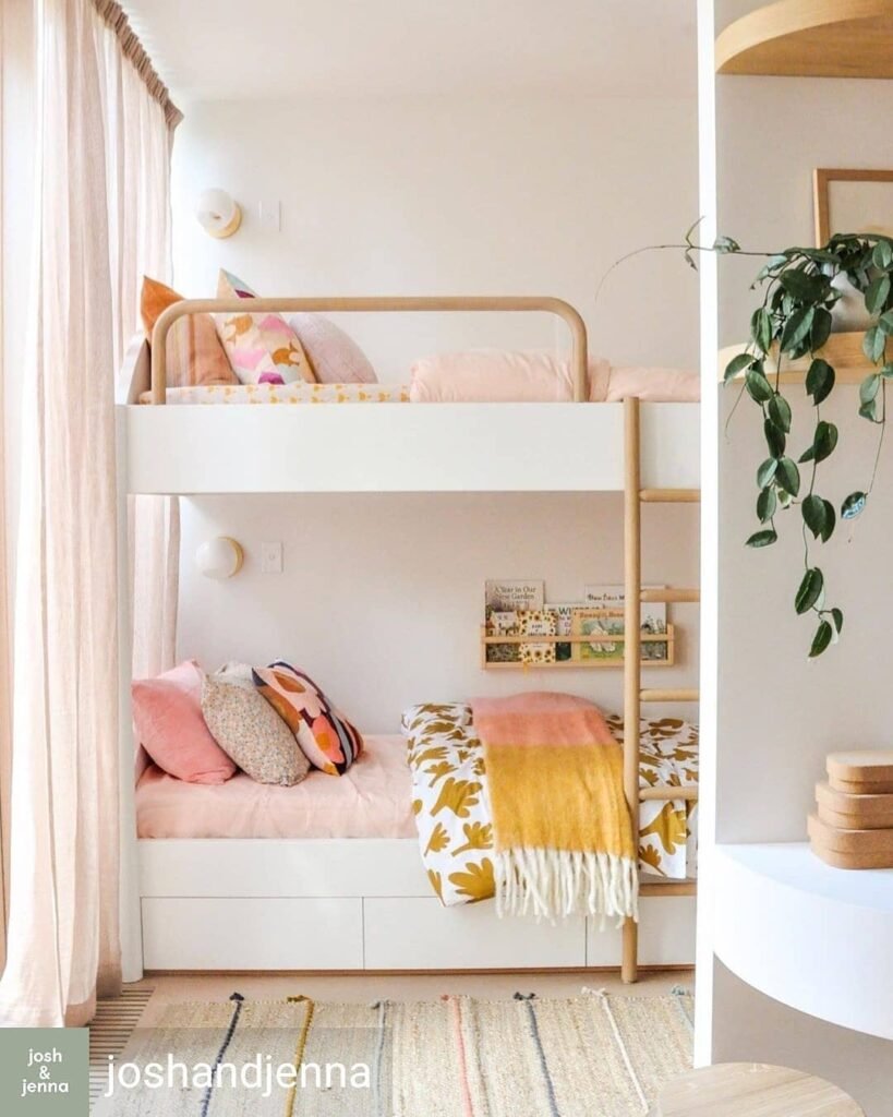 Modern & Cozy Bunk Bed Room with Soft Pastel Accents
