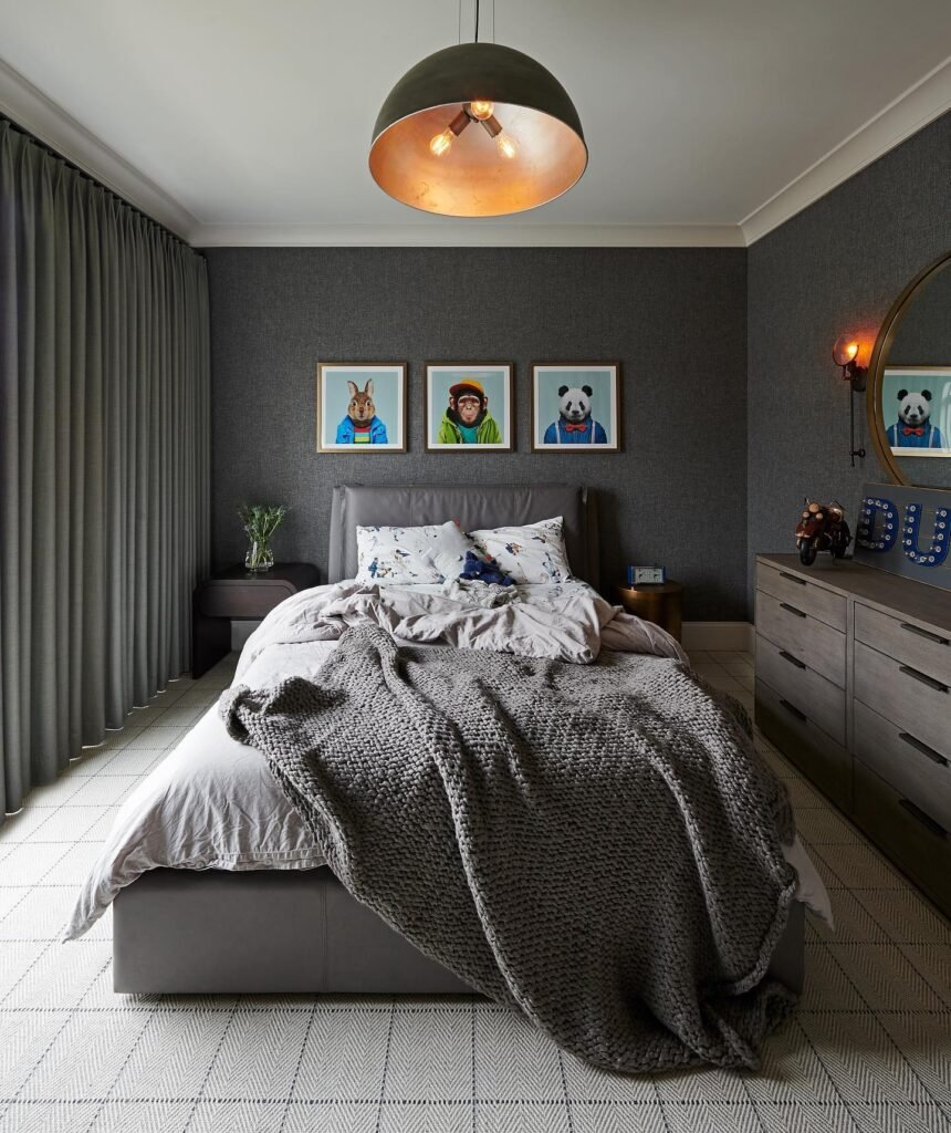 Modern and Sophisticated Toddler Boy’s Bedroom
