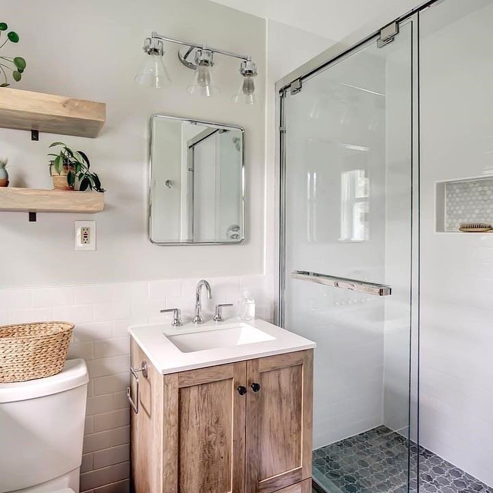 Rustic Farmhouse Bathroom with a Modern Touch
