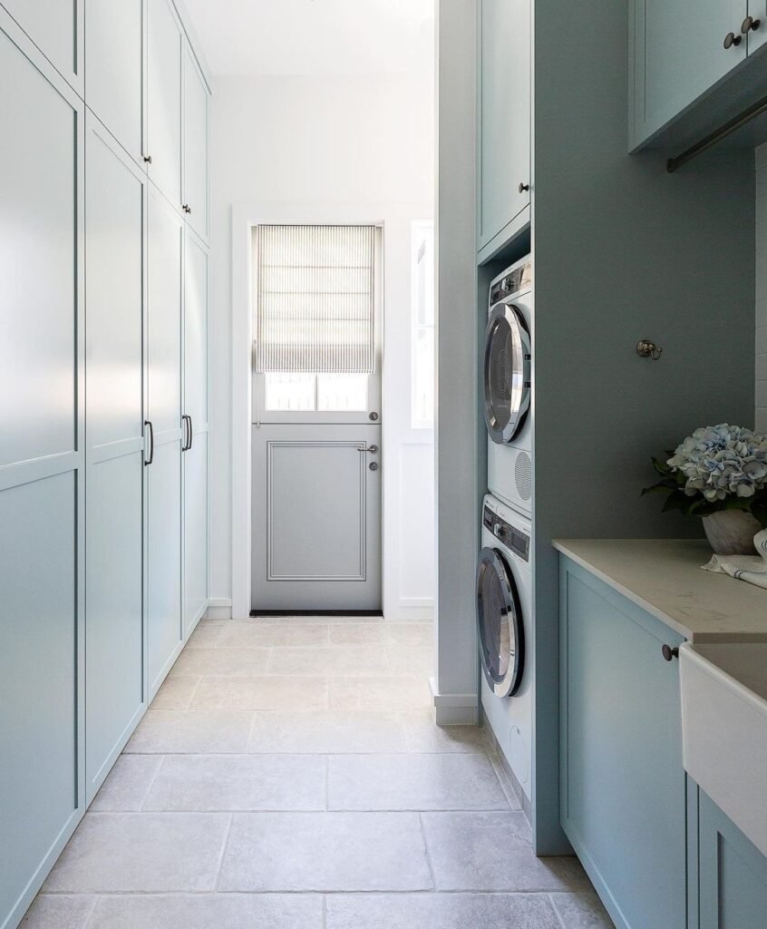 Sleek and Minimalist Laundry Room Design
