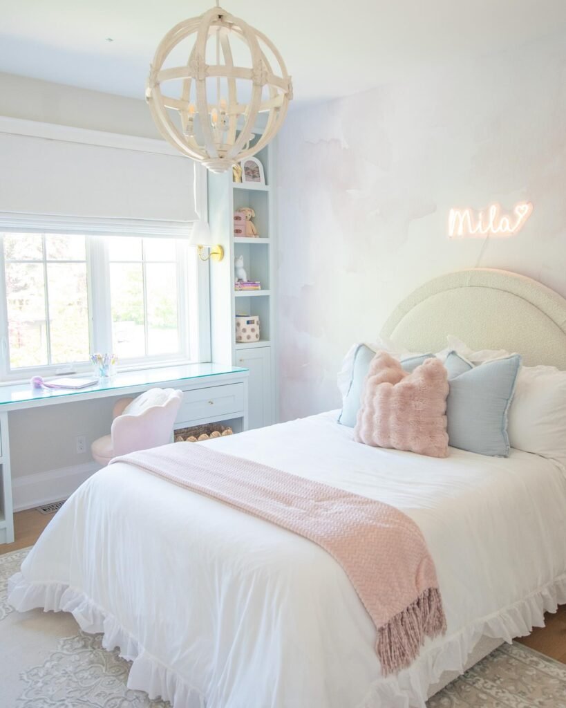 Soft & Dreamy Pastel Bedroom for a Cozy Retreat
