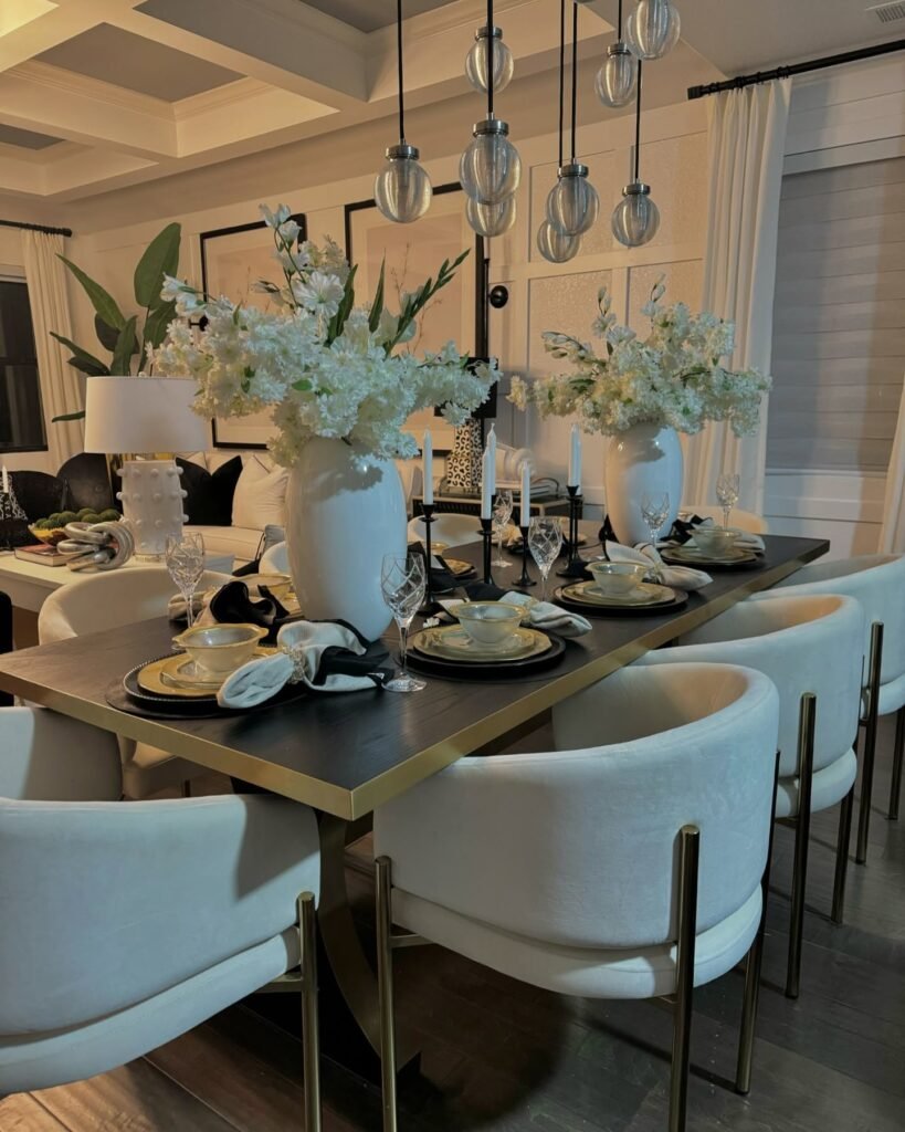 Modern Luxe Dining Tabletop Décor
